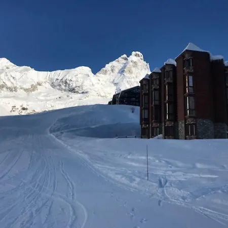 The Nest Ski-in Ski-out With Hammam 아파트 *