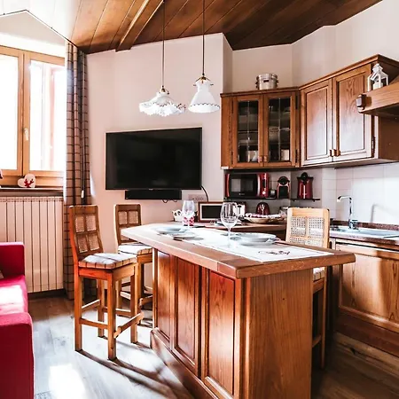 דירה The Nest Ski-in Ski-out With Hammam ברויל-קרוויניה