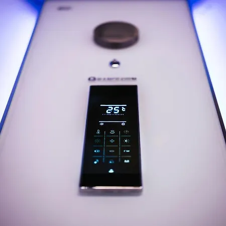 דירה The Nest Ski-in Ski-out With Hammam ברויל-קרוויניה