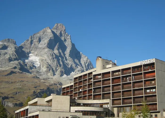 The Nest Ski-in Ski-out With Hammam Apartment *